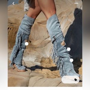 El Vaquero Colleen Drifter Boot. Silverstone Sky Blue. 🦋 Made in Italy 🇮🇹